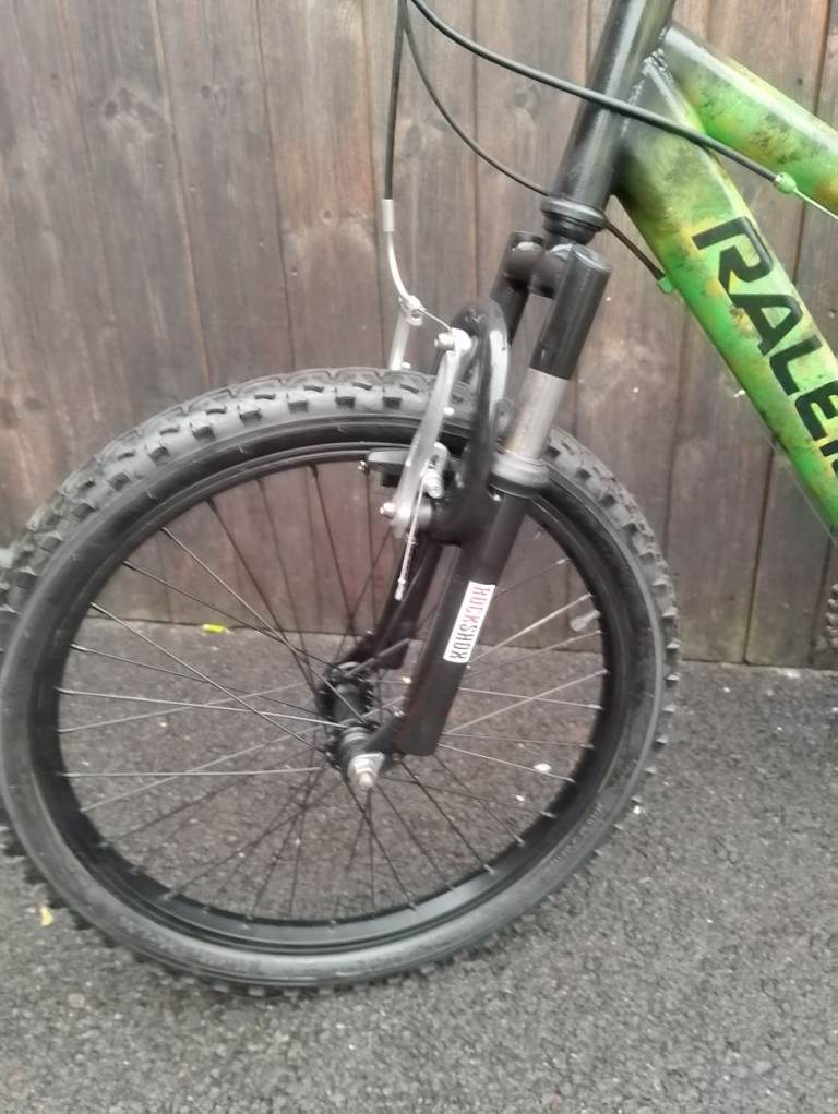 A fully reconditioned kids Raleigh mountain bike 20" wheels 