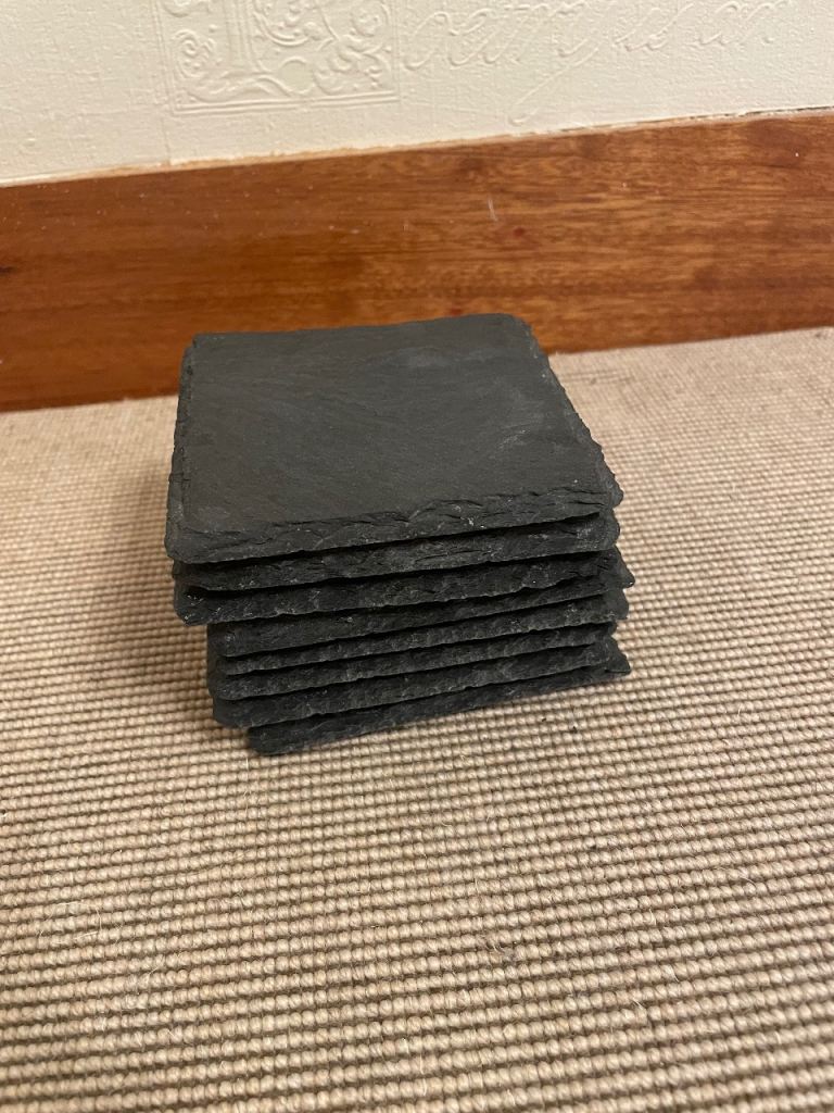  8 x Natural Edge Slate Square Coasters