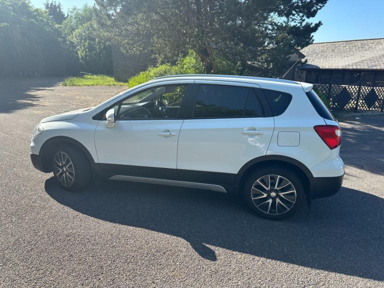 SUZUKI SX4 S- CROSS 1.6 SZ5 ALLGRIP 5DR CVT, AUTOMATIC, WHITE