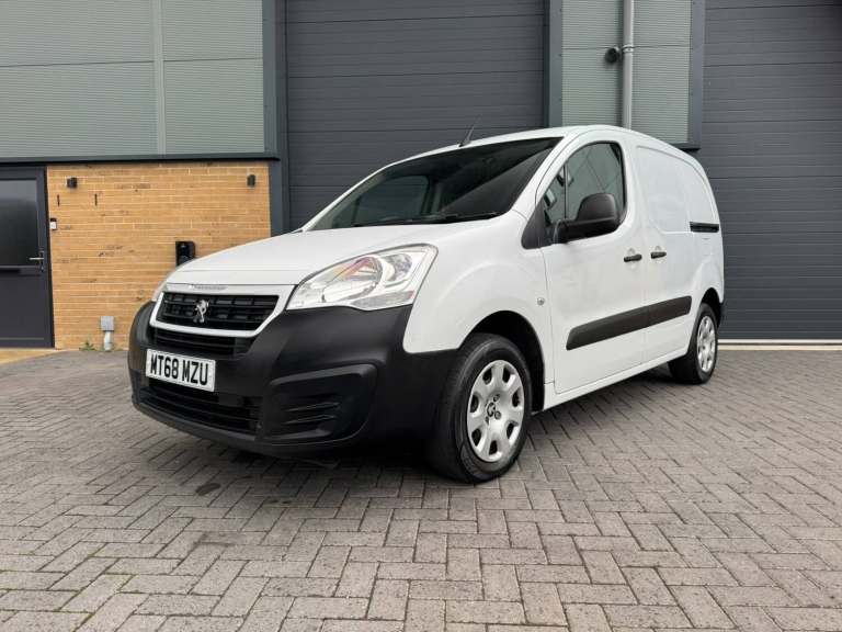 2018 Peugeot Partner 850 1.6 BlueHDi 100 Professional Van [non SS] PANEL VAN Diesel Manual