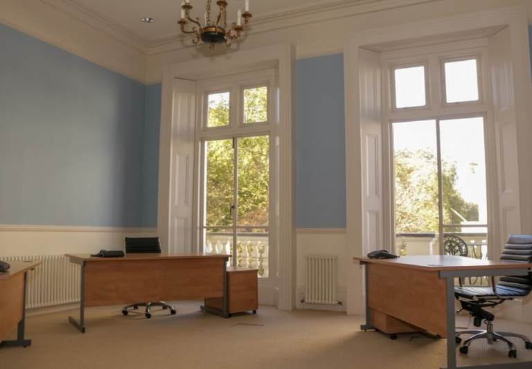 2 to 50 Person Private Office Suites to rent in *Victoria*, Central London SW1