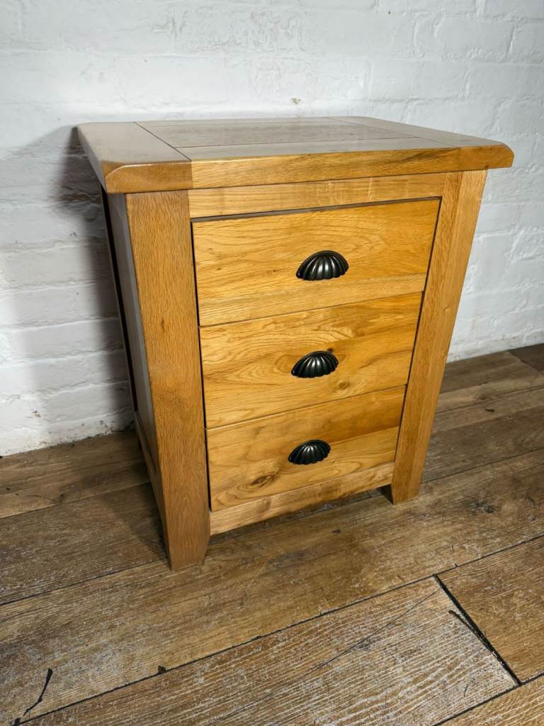Solid oak bedside chest of drawers with free local delivery 