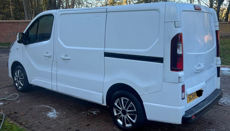 2014 Vauxhall Vivaro 2.7t 1.6 CDTi Swb  NO VAT TO PAY facelift model 64 FULL MOT Colour Coded Body 