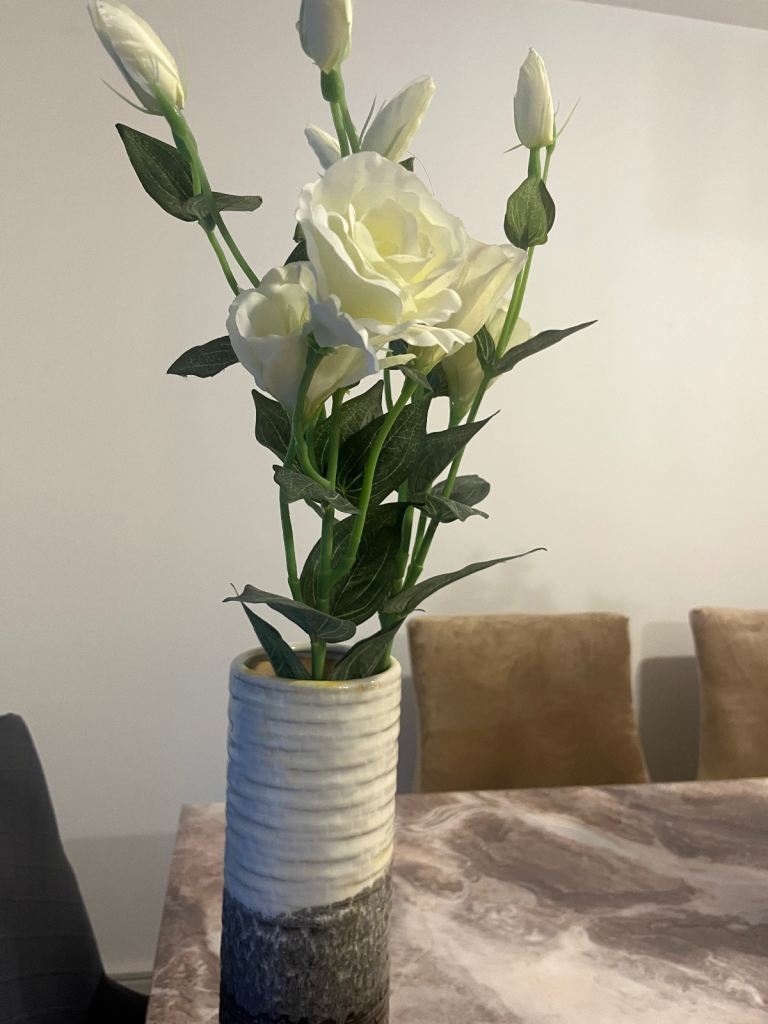 Flower vase with flowers 