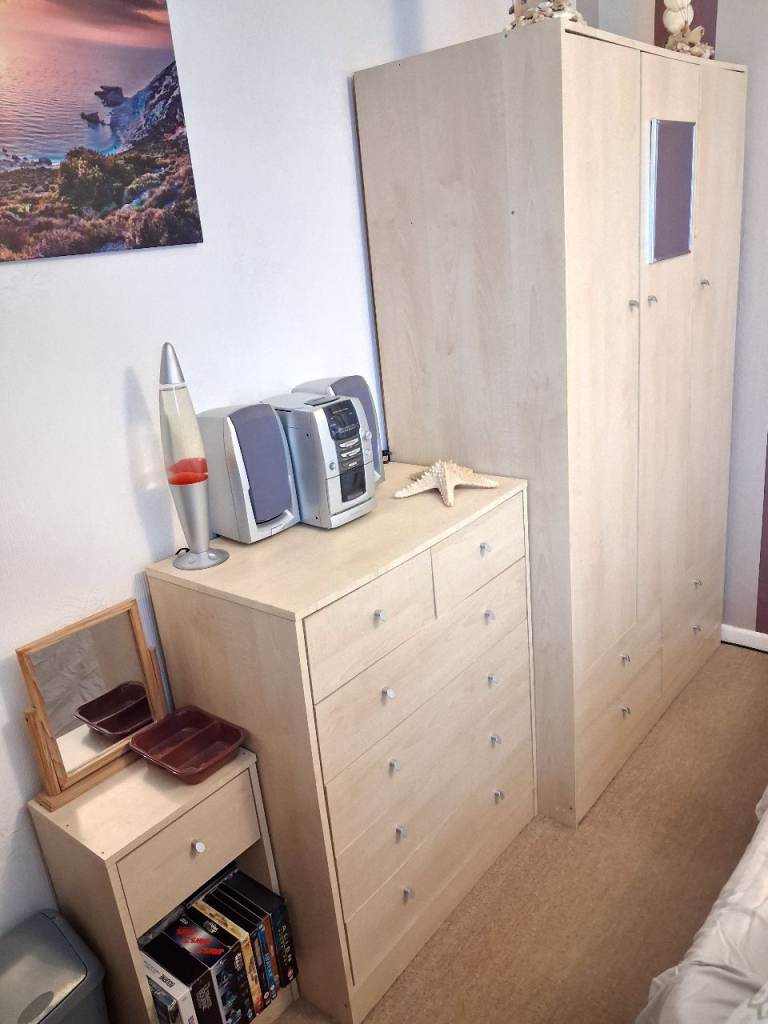 MUST GO BEDROOM SUITE.