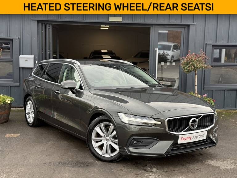  Volvo V60 B4 Momentum Estate Petrol Automatic