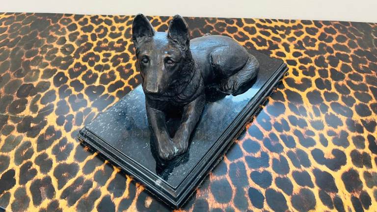 BRONZE GERMAN SHEPHERD DOG ON A MARBLE BASE