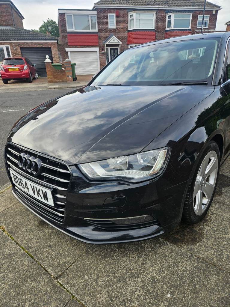Audi, A3, Saloon, 2014, Manual, 1598 (cc), 4 doors