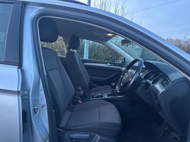 2015 Volkswagen Passat 1.6 TDI S 5dr ESTATE Diesel Manual