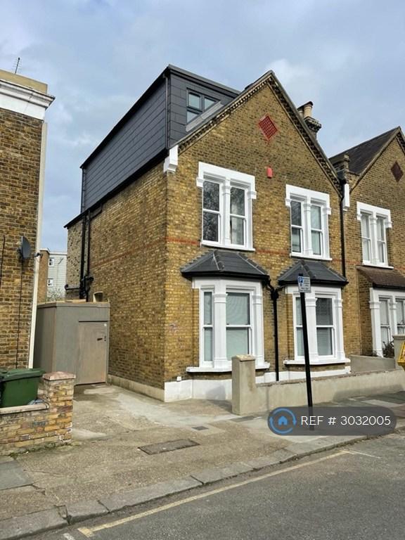1 bedroom in Gilmore Road, London, SE13 (#3032005)