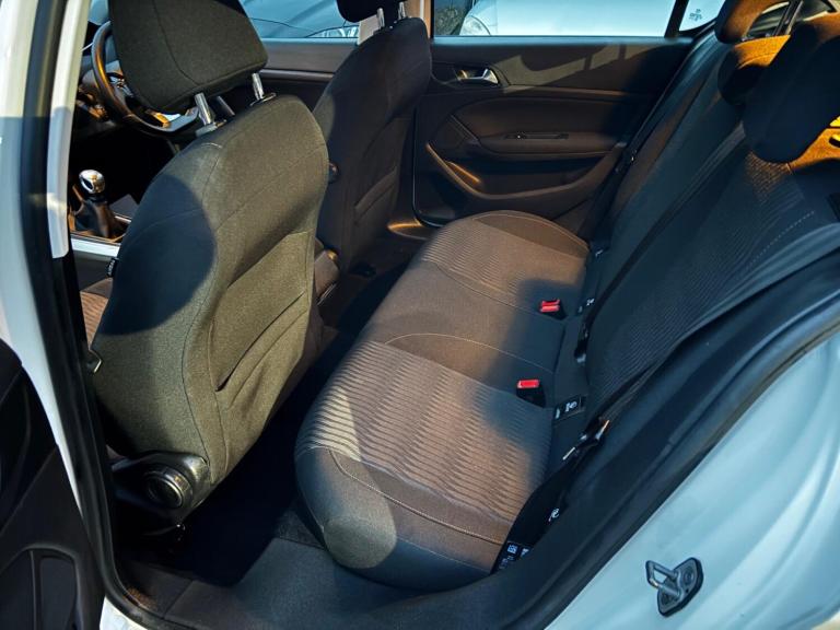 2015 Peugeot 308 1.2 PureTech 130 Active 5dr HATCHBACK PETROL Manual