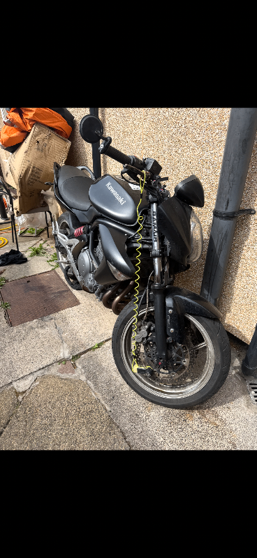 Kawasaki, ER, 2007, 649 (cc)