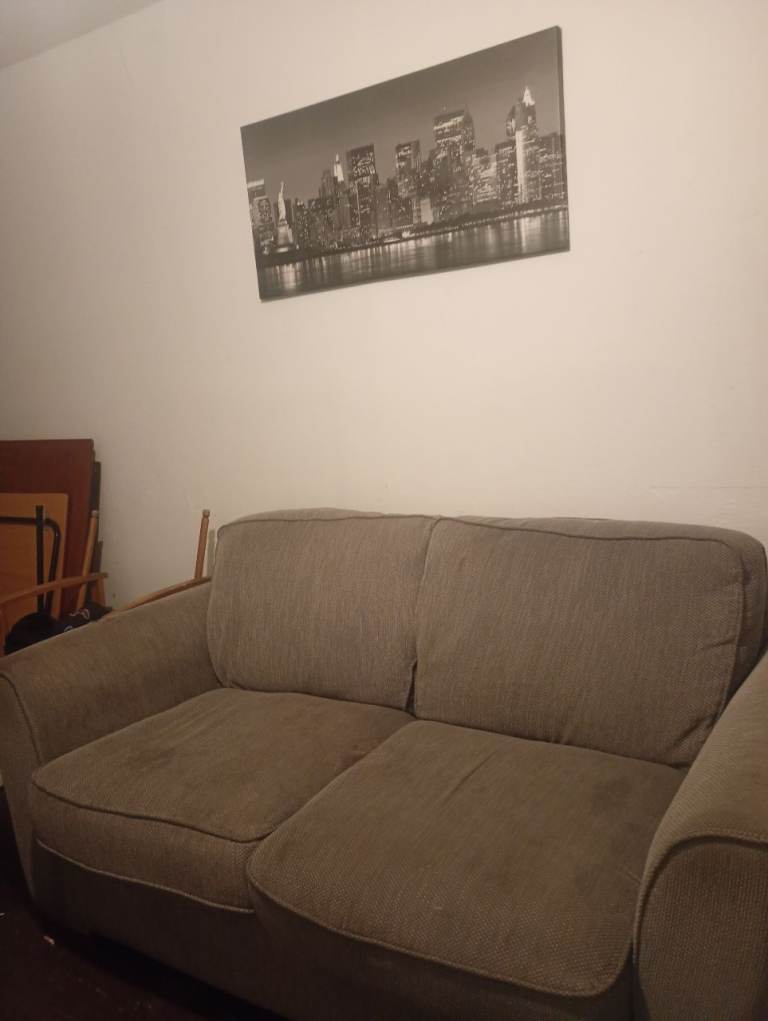  2 seatersofa