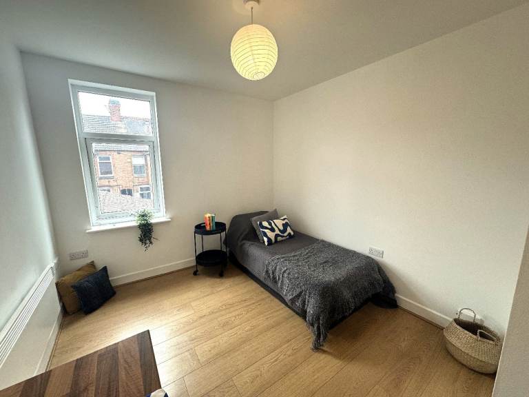 Studio Flat to Rent Close to City Centre
