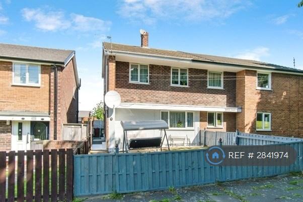 3 bedroom house in Beech Court, Castleford, WF10 (3 bed) (#2841974)