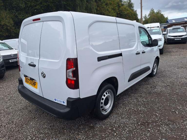 VAUXHALL COMBO 1.5 Turbo D 2300 Prime LWB L2 White Manual Diesel 2023