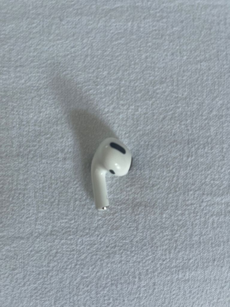 1st generation Apple AirPod pro Left AirPod