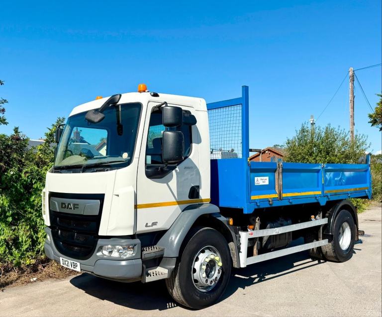 2021 DAF LF55.260 DROPSIDE TIPPER TARMAC 3X CHUTES 64,000 MILES 3 SEAT 18T EURO6
