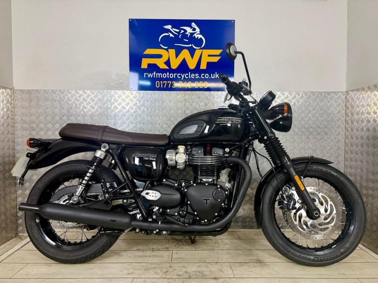 TRIUMPH BONNEVILLE T120 BLACK 1200, 2023, ONLY 1 OWNER & 1,496 MILES, FSH