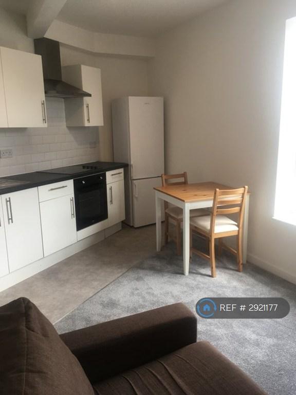 1 bedroom flat in Abbeydale Road, Sheffield, S7 (1 bed) (#2921177)