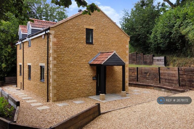 3 bedroom house in Orchardleigh, East Chinnock, Yeovil, BA22 (3 bed) (#2678172)