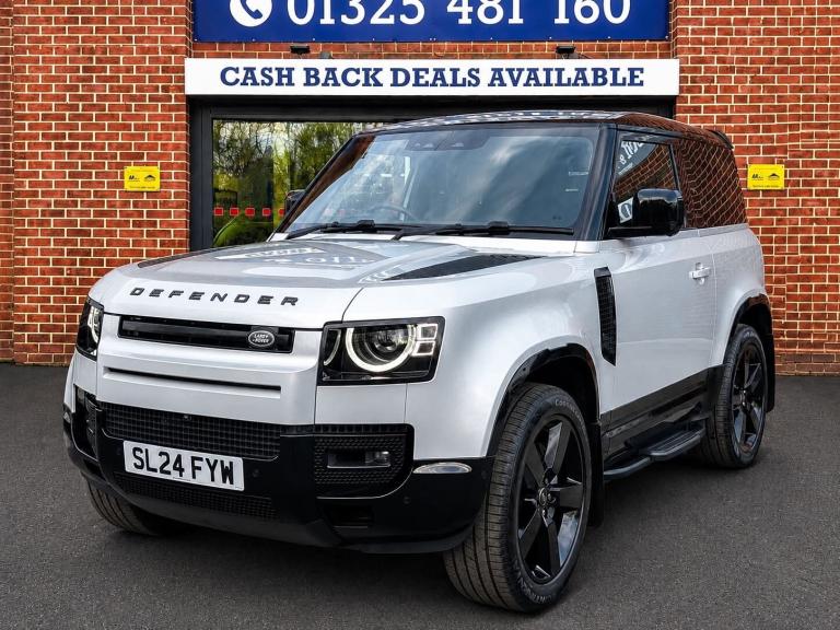 2024 Land Rover Defender 3.0 D300 X-Dynamic HSE 90 3dr Auto 4x4 Diesel Automatic
