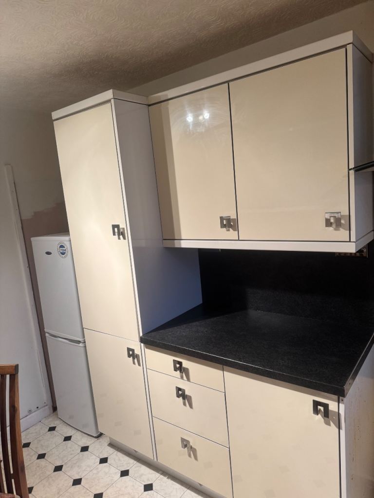 Kitchen unit for sale 