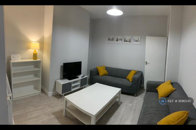 4 bedroom house in Ossory Street, Manchester, M14 (4 bed) (#1896545)