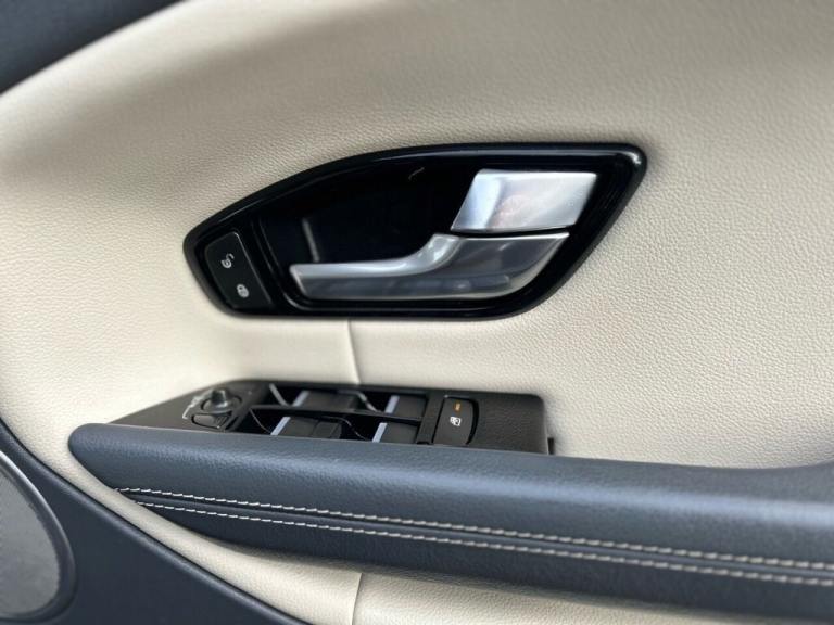 2017 Land Rover Range Rover Evoque 2.0 TD4 SE Tech SUV 5dr Diesel Auto 4WD Euro 6 (s/s) (180 ps) ...