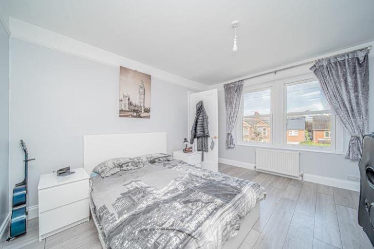 COZY ROOMS IN CLAPHAM JUNCTION ✅✅