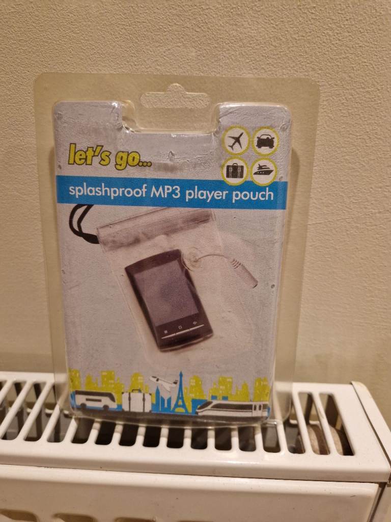 Splashproof MP3 Player Pouch