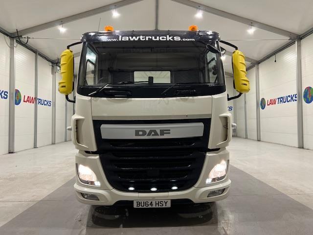 DAF 460 6x2 Sleeper Cab Tractor Unit