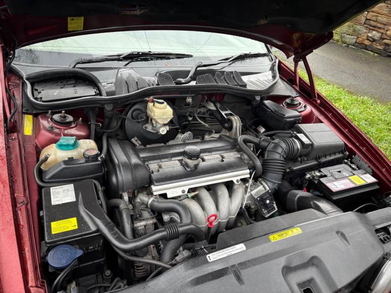 Volvo V70 Classic Estate 2.4l Petrol Automatic