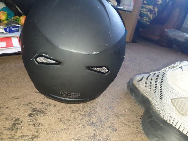 Matte Black Iron Man-style Full-Face Motorcycle Helmet
