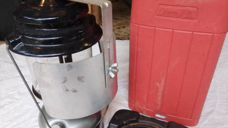 Coleman camping fishing duel fuel lantern 