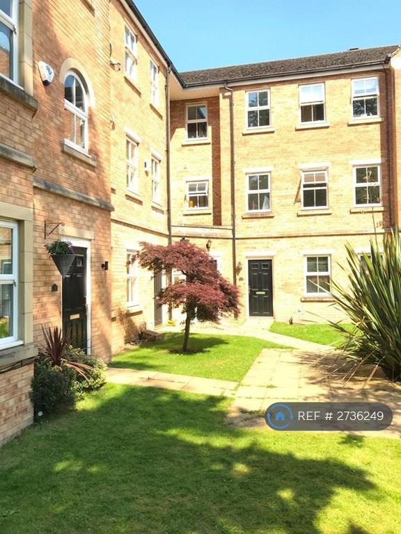 1 bedroom flat in Sandlewood Court, Leeds, LS6 (1 bed) (#2736249)