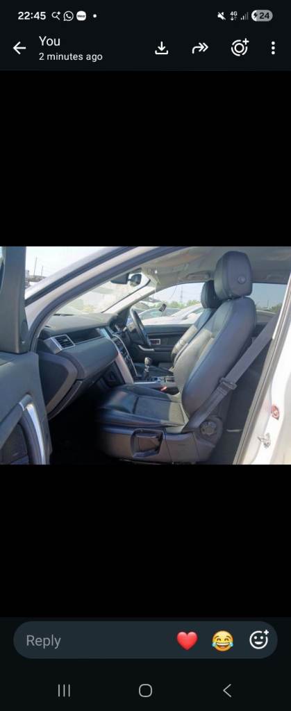 Lnd Rover car seats 