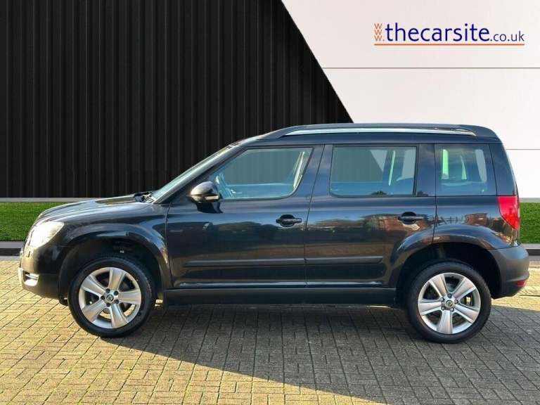2011 Skoda Yeti 2.0 TDI SE Plus 4WD Euro 5 5dr HATCHBACK Diesel Manual