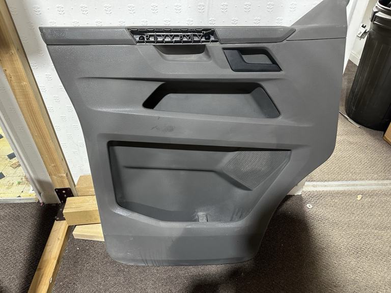 VW T6 door panel left Passenger side palladium grey 7LA867103 / 7LA867021