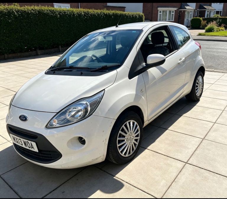 Ford, KA, Hatchback, 2013, Manual, 1242 (cc), 3 doors