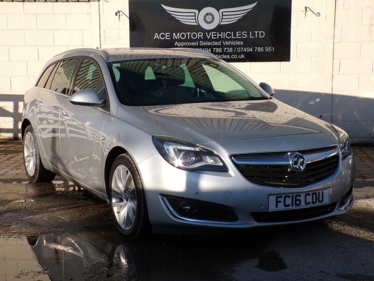 2016 Vauxhall Insignia CDTi ecoFLEX SRi Nav Estate Diesel Manual