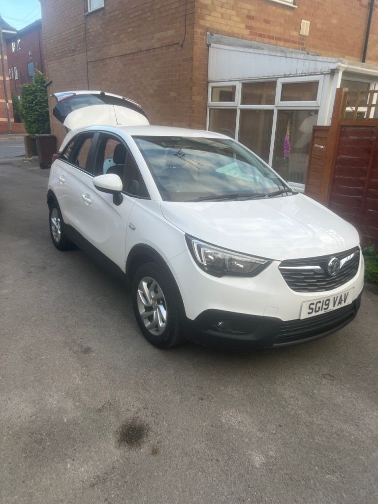 Vauxhall, CROSSLAND X, Hatchback, 2019, Manual, 1199 (cc), 5 doors