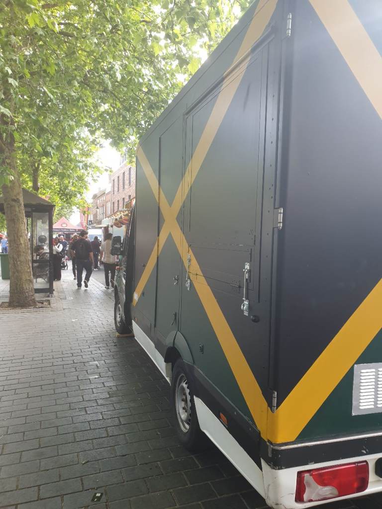 image for Catering van 