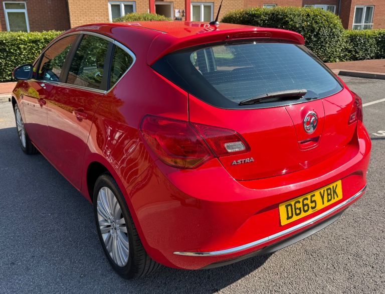 2015 Vauxhall Astra 1.4 Petrol Excite 5dr / not focus ford corsa peugeot honda kia