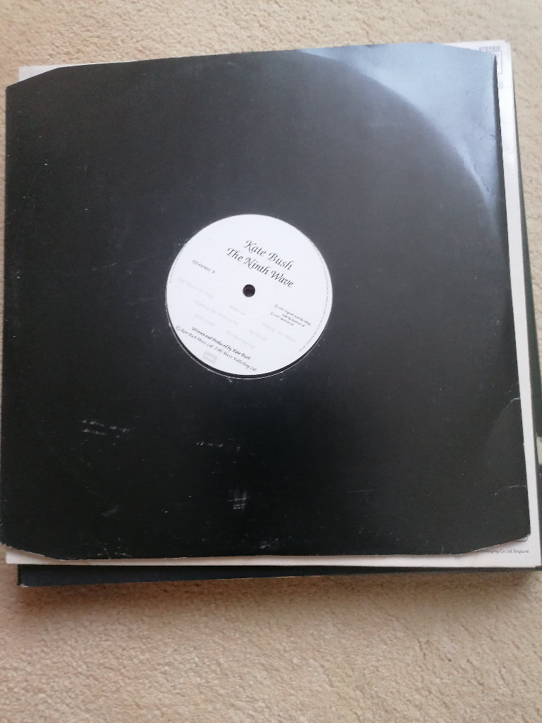 NUMEROUS LP RECORDS OF DIFFERENT GENRES 