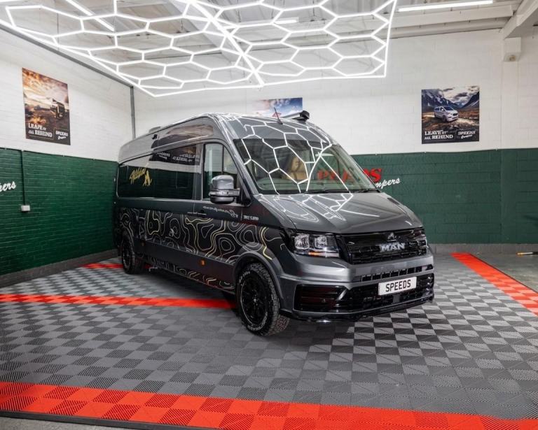 MAN TGE Camper 3.180 4X4 LION XP LWB WILDCAT SPEEDS EDITION, AUTO