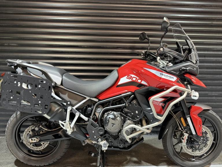 TRIUMPH TIGER 900 GT Pro Full Specification 
