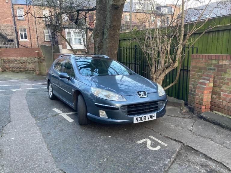 PEUGEOT 407 SW SE HDI 1997CC 5 DOOR ESTATE CAR