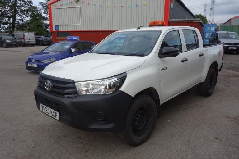 Toyota Hilux 2.4 D-4D Active Pickup Extended Cab 4dr Diesel Manual 4W... 2020/20