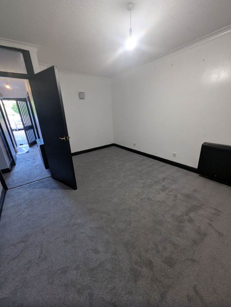 1 bedroom flat to let 